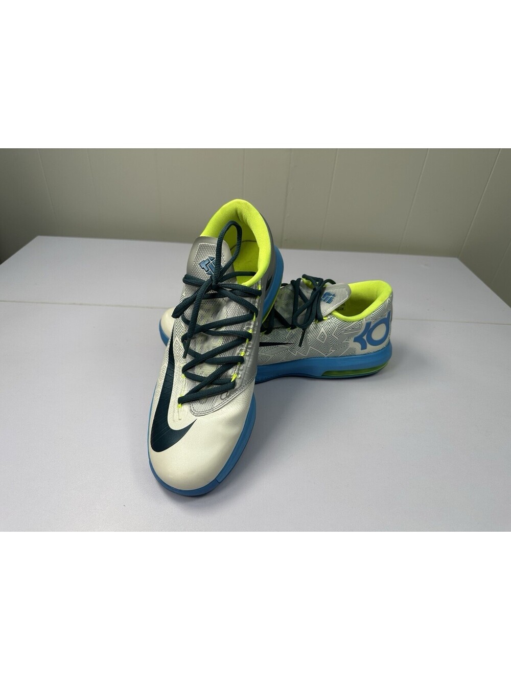 Nike KD VI 6 Men’s Basketball Shoes White Blue Volt Size 10.5 599424-009